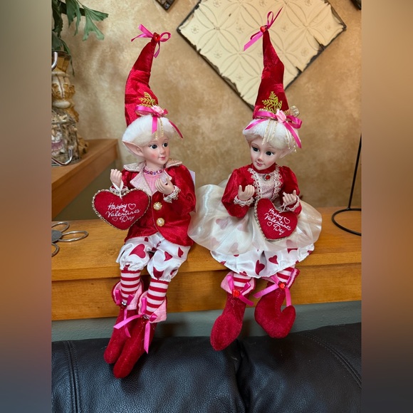 Valentine’s Day Dolls Poseable Elves Shelf Sitters Pairing